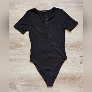Medium ZARA Black Ribbed Button-Front Bodysuit